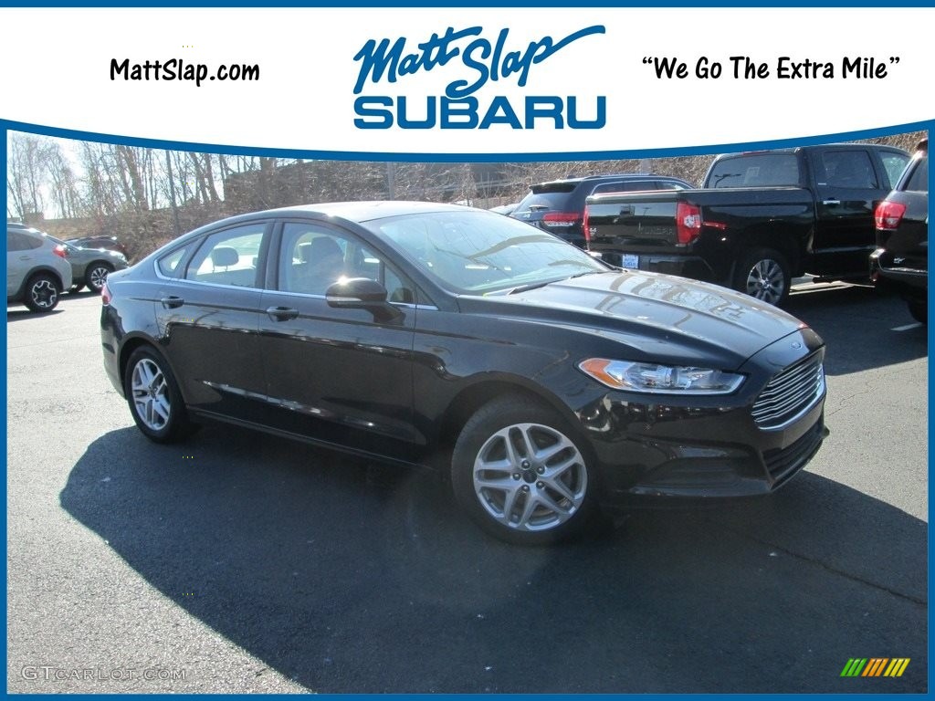 2014 Fusion SE - Tuxedo Black / Dune photo #1