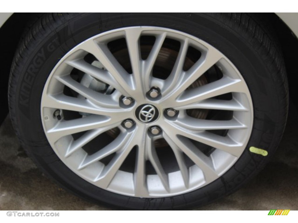 2019 Camry XLE - Celestial Silver Metallic / Ash photo #4