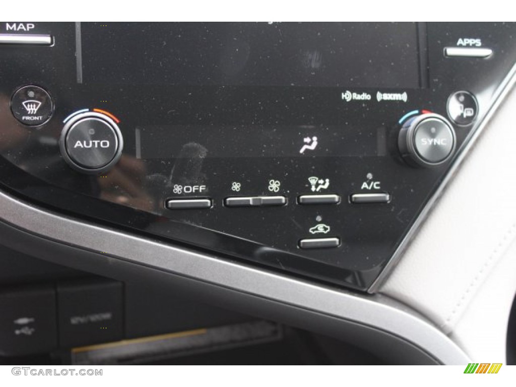 2019 Camry XLE - Celestial Silver Metallic / Ash photo #15