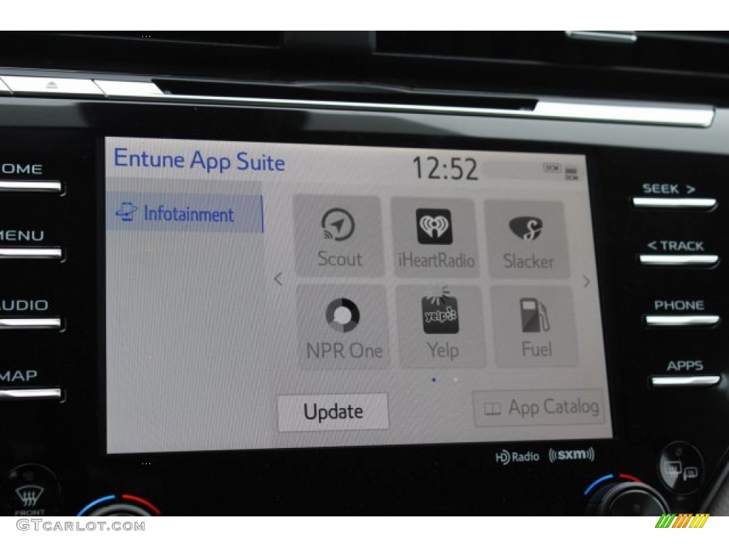 2019 Camry XLE - Celestial Silver Metallic / Ash photo #16