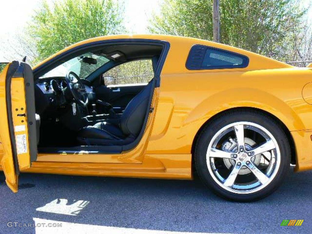 2007 Mustang Saleen S281 Supercharged Coupe - Grabber Orange / Black Leather photo #55
