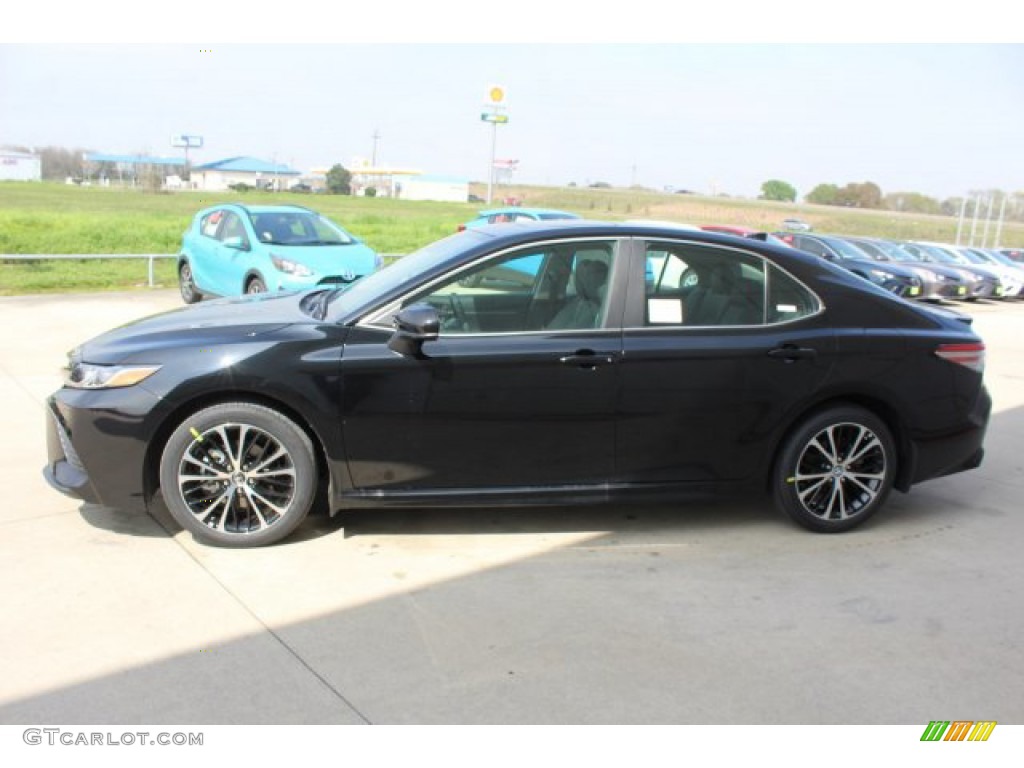 2019 Camry SE - Midnight Black Metallic / Black photo #6