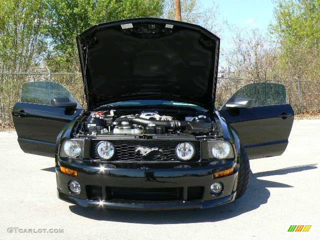 2007 Mustang Roush Stage 3 Blackjack Coupe - Black / Dark Charcoal photo #2