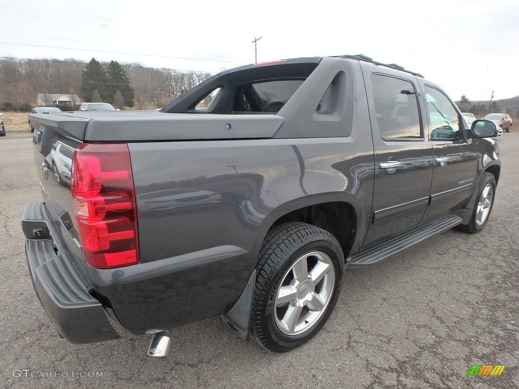 2010 Avalanche LS 4x4 - Taupe Gray Metallic / Ebony photo #9