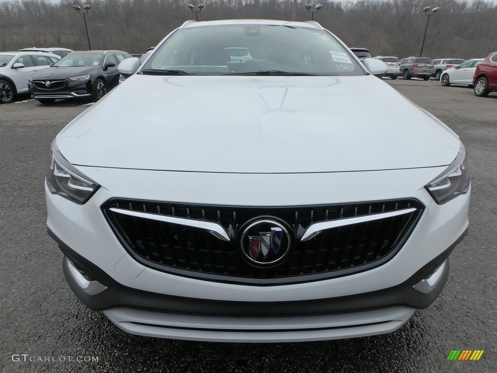 2019 Regal TourX Essence AWD - Summit White / Ebony photo #2