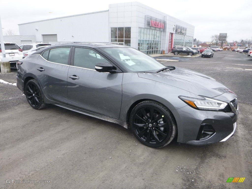2019 Maxima SR - Gun Metallic / Charcoal photo #1