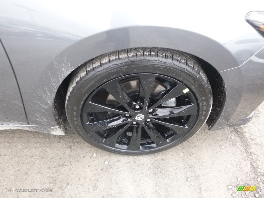 2019 Maxima SR - Gun Metallic / Charcoal photo #2
