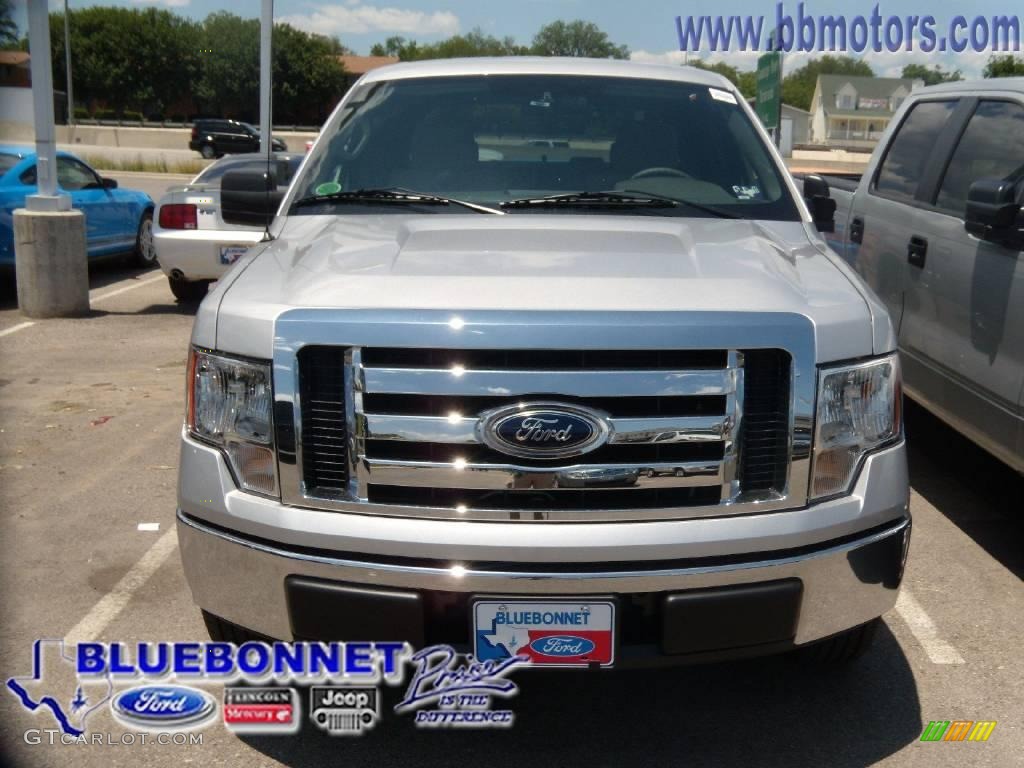 2009 F150 XLT SFE SuperCrew - Brilliant Silver Metallic / Stone/Medium Stone photo #2