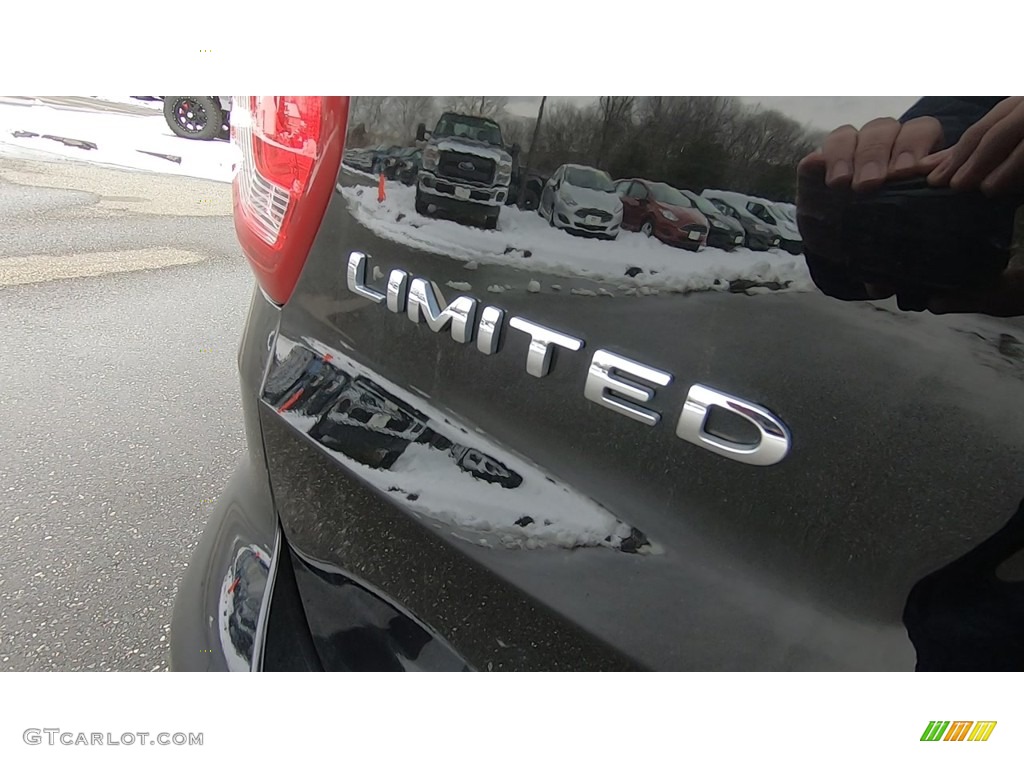 2018 Explorer Limited 4WD - Shadow Black / Ebony Black photo #10