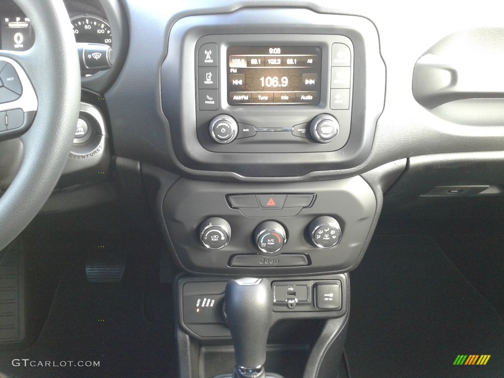 2019 Renegade Sport 4x4 - Alpine White / Black photo #19