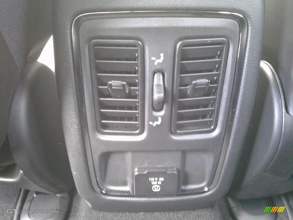 2019 Grand Cherokee Altitude 4x4 - Sting-Gray / Black photo #14