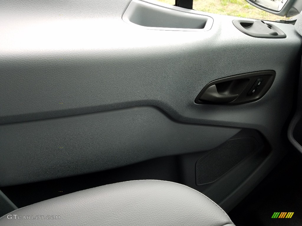 2019 Transit Van 250 LR Regular - Oxford White / Pewter photo #15
