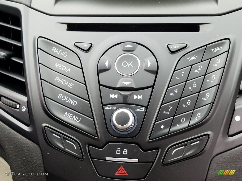 2019 Fiesta SE Sedan - Hot Pepper Red / Medium Light Stone photo #15