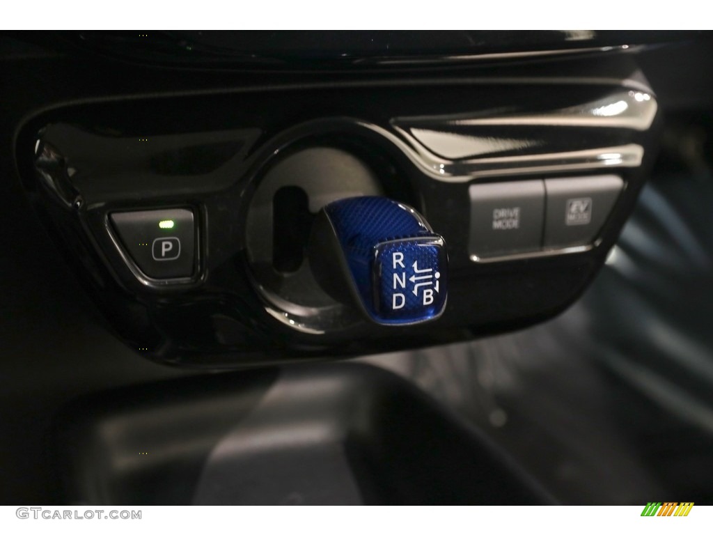 2016 Prius Two - Blue Crush Metallic / Black photo #13