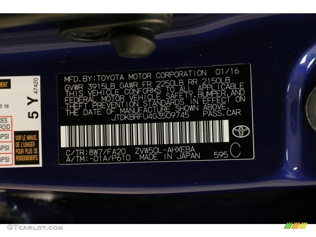 2016 Prius Two - Blue Crush Metallic / Black photo #20