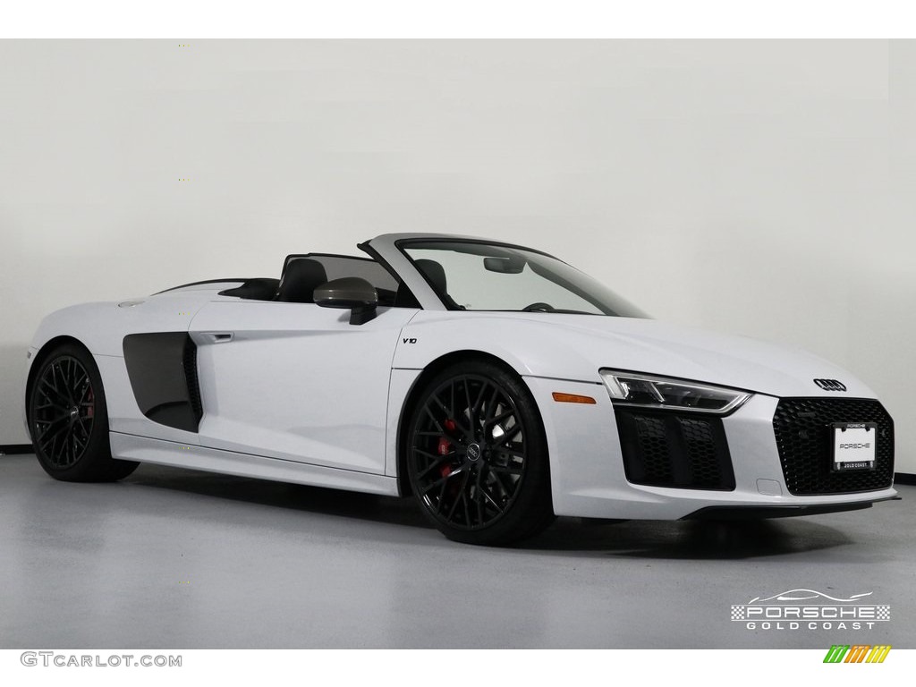 2017 R8 V10 - Ibis White / Black/Express Red Stitching photo #1