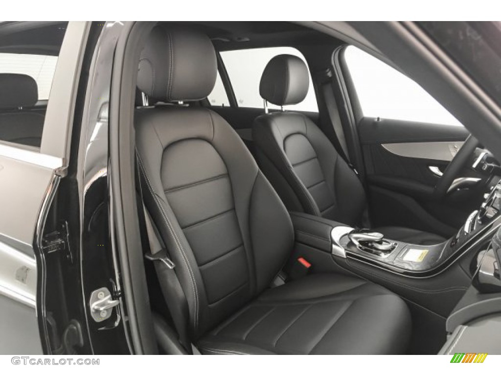 2019 Mercedes-Benz GLC 300 Front Seat Photo #132226905