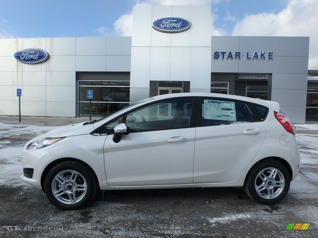 2019 Fiesta SE Hatchback - White Platinum / Charcoal Black photo #1