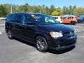 2017 Black Onyx Dodge Grand Caravan SXT  photo #7