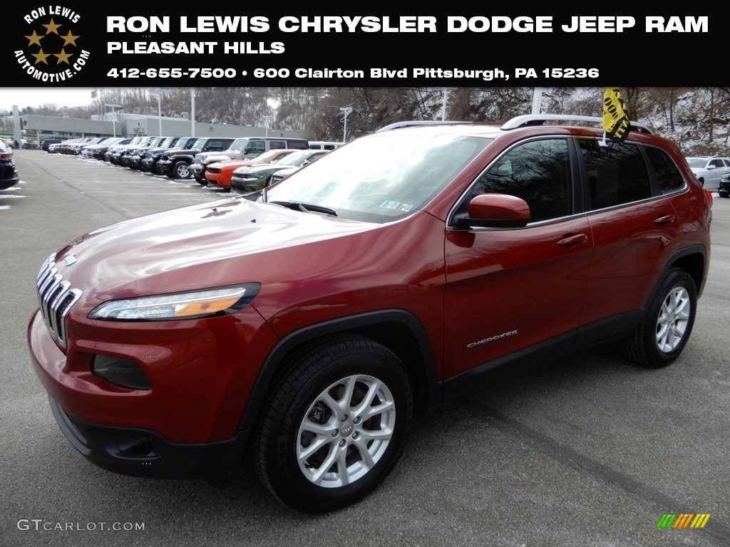 2016 Cherokee Latitude 4x4 - Deep Cherry Red Crystal Pearl / Black photo #1