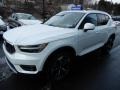 Crystal White Metallic - XC40 T5 Inscription AWD Photo No. 5