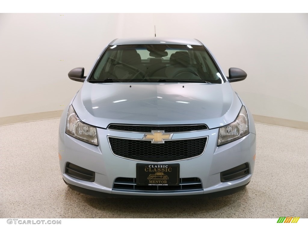 2011 Cruze LS - Ice Blue Metallic / Jet Black/Medium Titanium photo #2