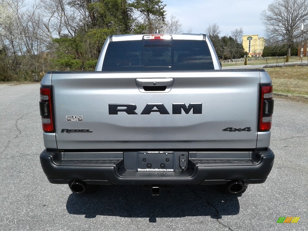 2019 1500 Rebel Crew Cab 4x4 - Billett Silver Metallic / Black/Red photo #7