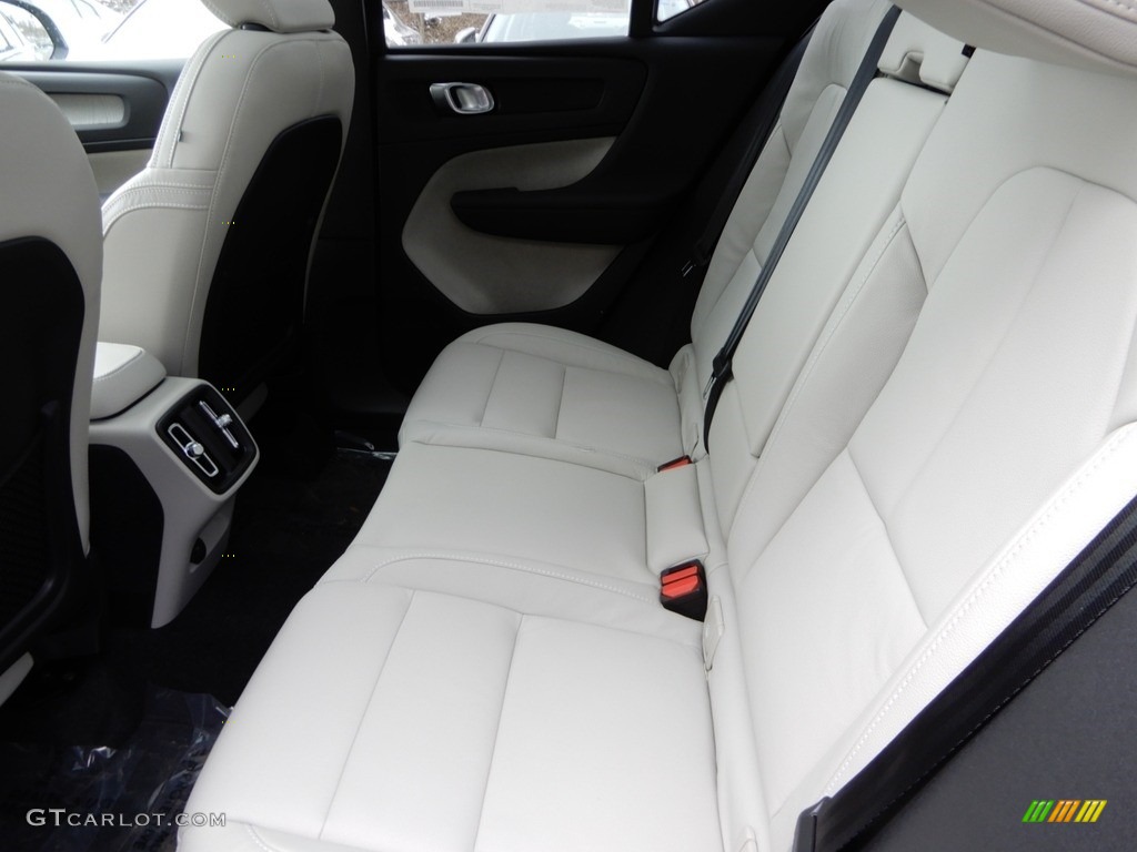 2019 XC40 T5 Inscription AWD - Denim Blue Metallic / Blond photo #8