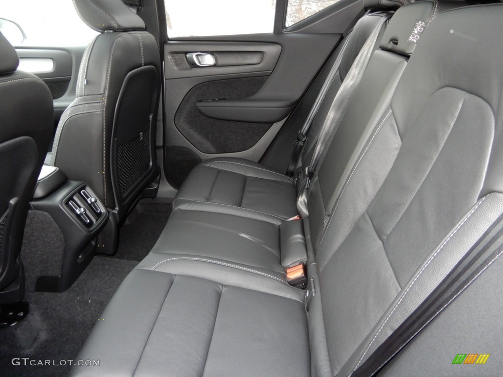 Charcoal Interior 2019 Volvo XC40 T5 Momentum AWD Photo #132260308