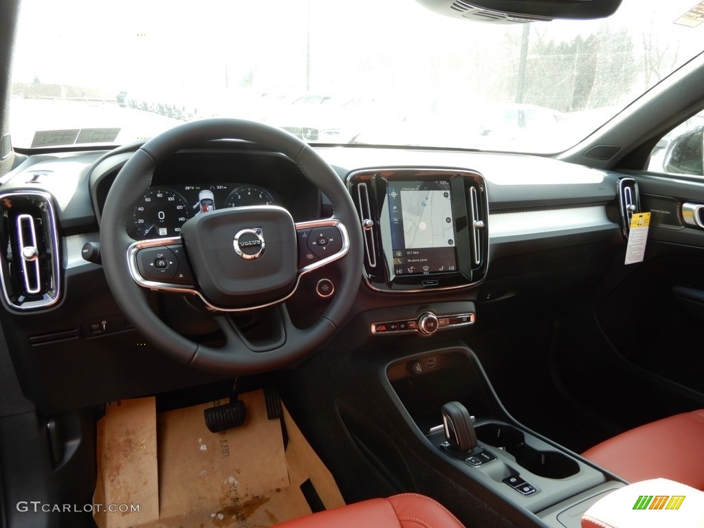 Oxide Red Interior 2019 Volvo XC40 T5 Momentum AWD Photo #132260657