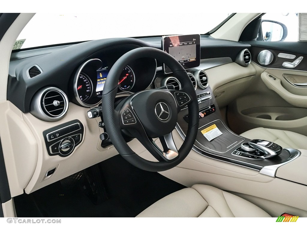 2019 GLC 350e 4Matic - Polar White / Silk Beige/Black photo #4