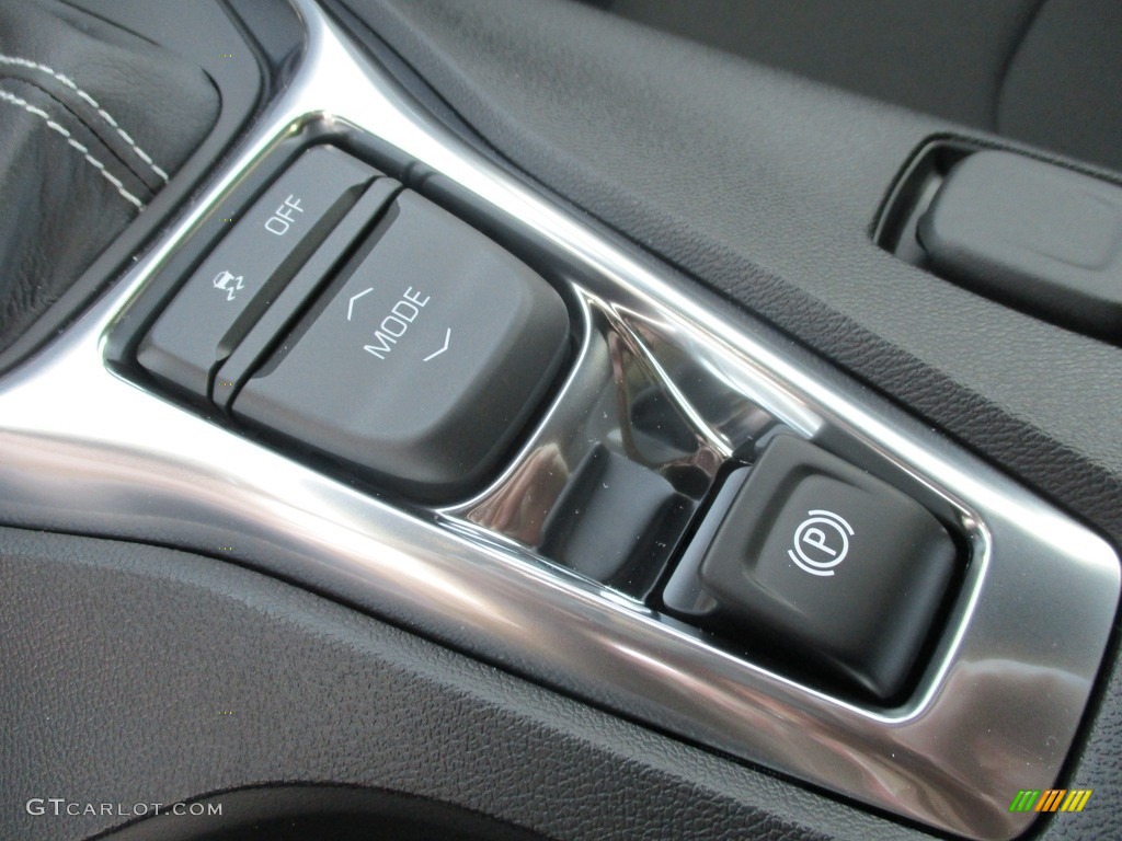 2019 Chevrolet Camaro SS Coupe Controls Photo #132266843