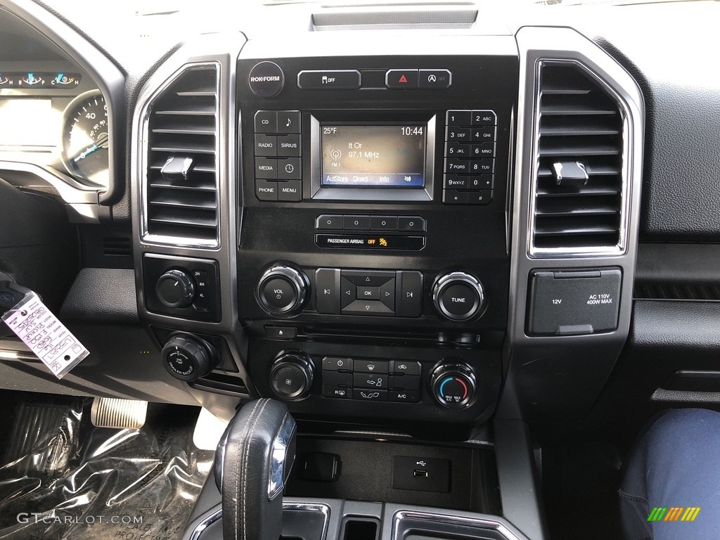 2016 F150 XL SuperCrew 4x4 - Ingot Silver / Medium Earth Gray photo #11