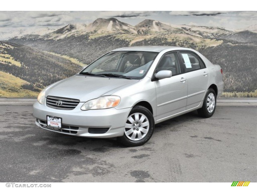 2004 Corolla LE - Lunar Mist Silver Metallic / Light Gray photo #5