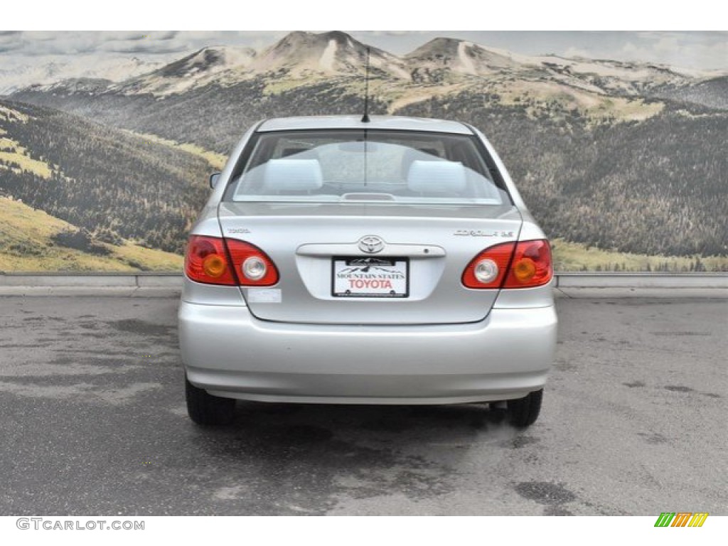 2004 Corolla LE - Lunar Mist Silver Metallic / Light Gray photo #8