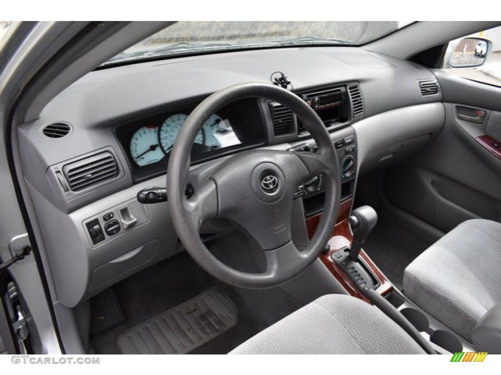 2004 Corolla LE - Lunar Mist Silver Metallic / Light Gray photo #9