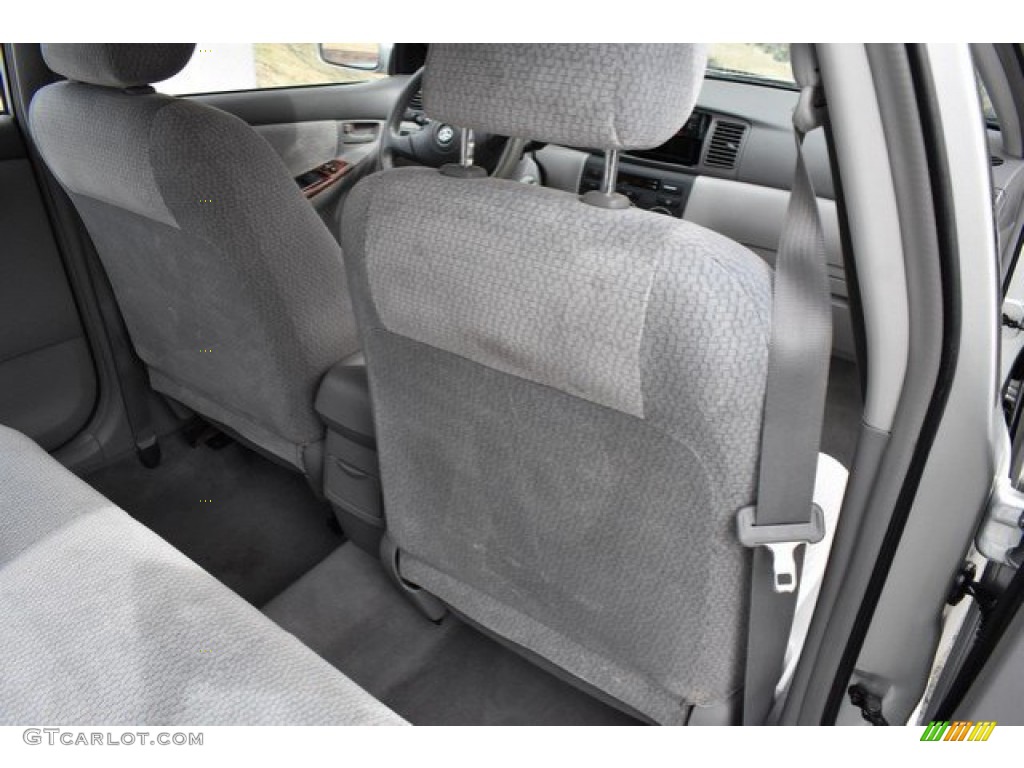 2004 Corolla LE - Lunar Mist Silver Metallic / Light Gray photo #20