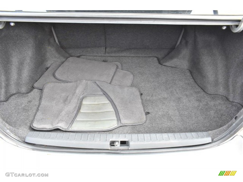 2004 Corolla LE - Lunar Mist Silver Metallic / Light Gray photo #26