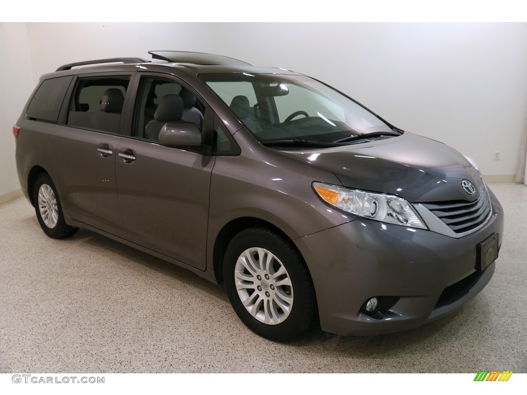 2016 Sienna XLE - Predawn Gray Mica / Ash photo #1