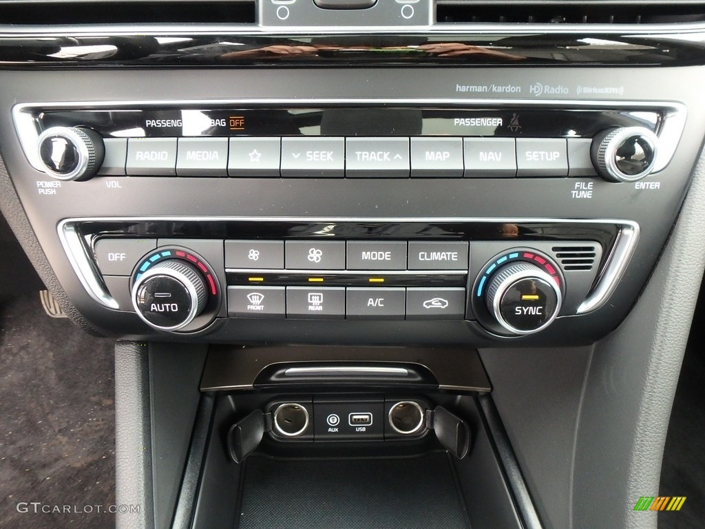 2019 Kia Optima SX Controls Photo #132282733