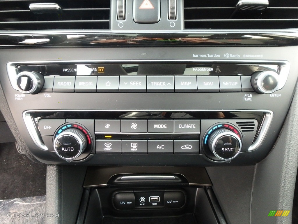 2019 Kia Optima SX Controls Photos