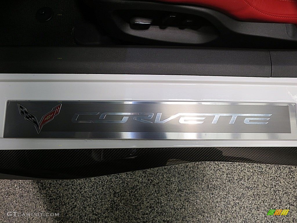 2015 Corvette Z06 Coupe - Arctic White / Adrenaline Red photo #30