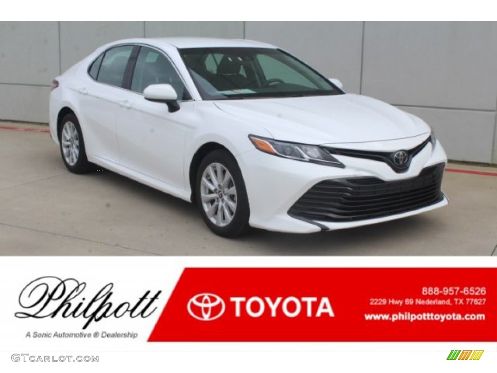 2018 Camry LE - Super White / Black photo #1