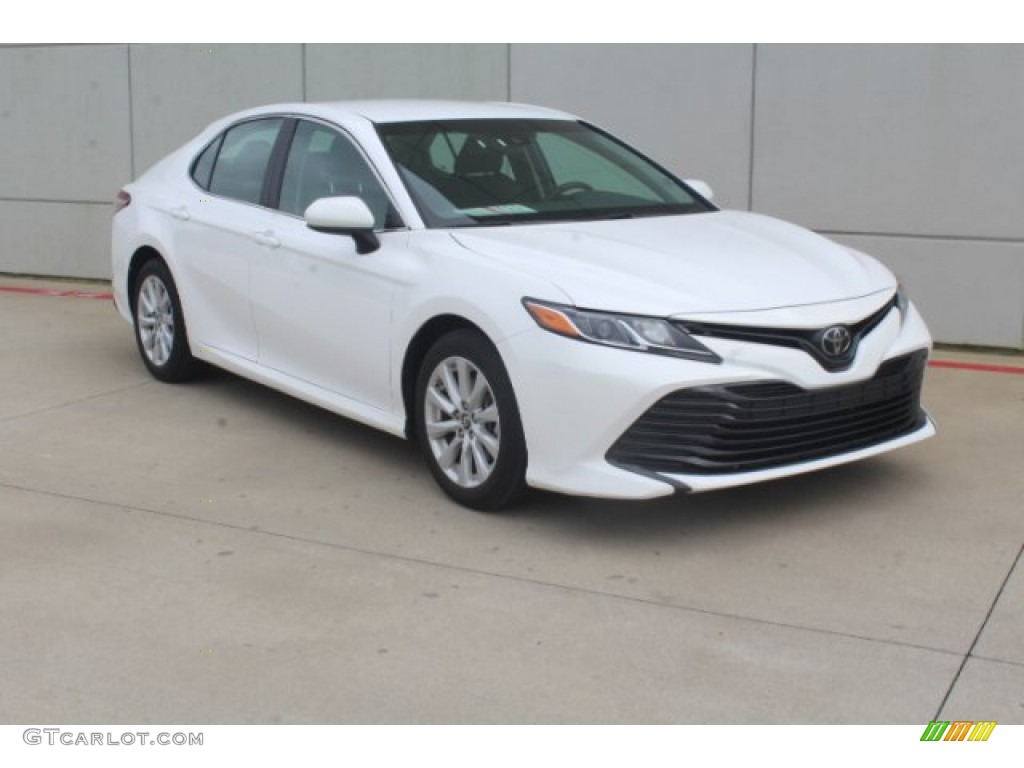 2018 Camry LE - Super White / Black photo #2