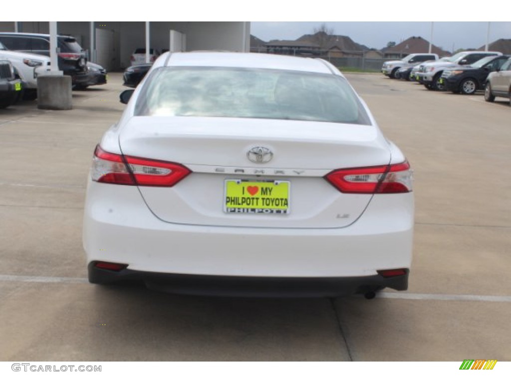 2018 Camry LE - Super White / Black photo #7