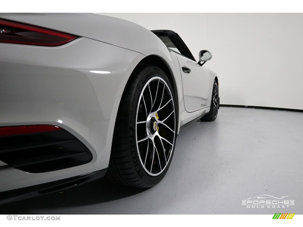 2019 911 Turbo S Cabriolet - Chalk / Black photo #7