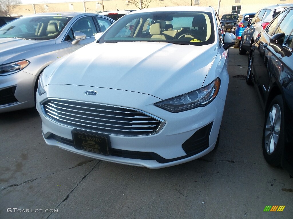 2019 Fusion Hybrid SE - Oxford White / Ebony photo #1