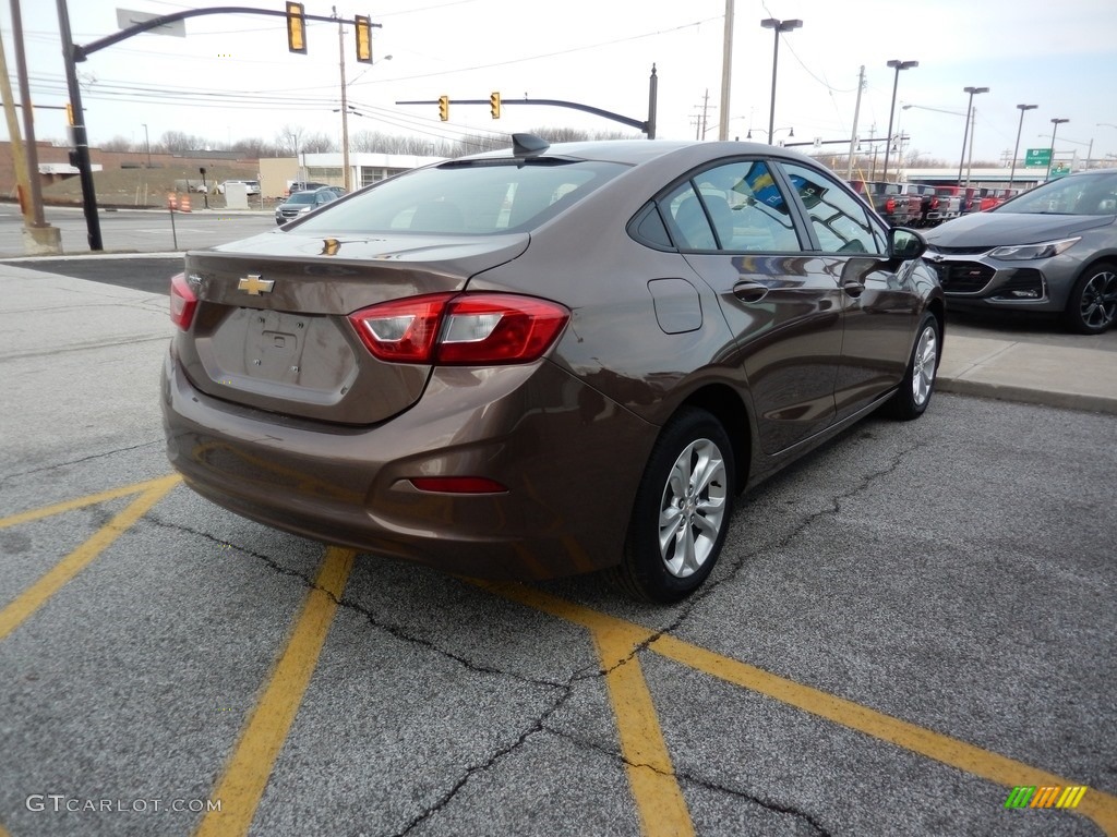 2019 Cruze LS - Oakwood Metallic / Jet Black/­Galvanized photo #4