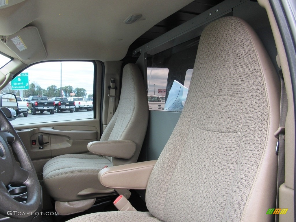 2014 Express 2500 Cargo WT - Black / Neutral photo #12