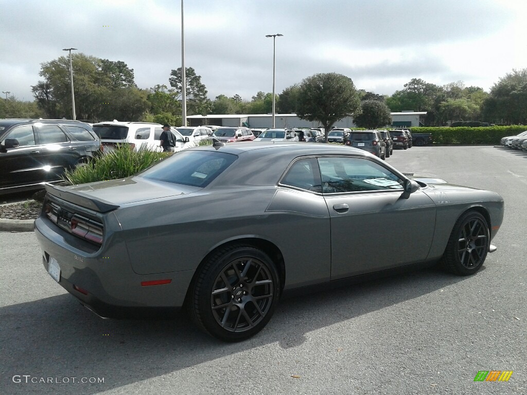 2019 Challenger R/T - Destroyer Gray / Black photo #5